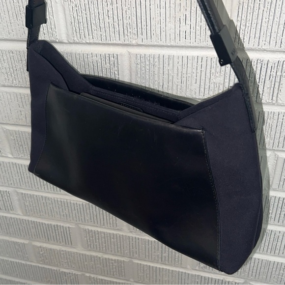 TUMI Nylon/Leather Shoulder Bag - Picture 7 of 13
